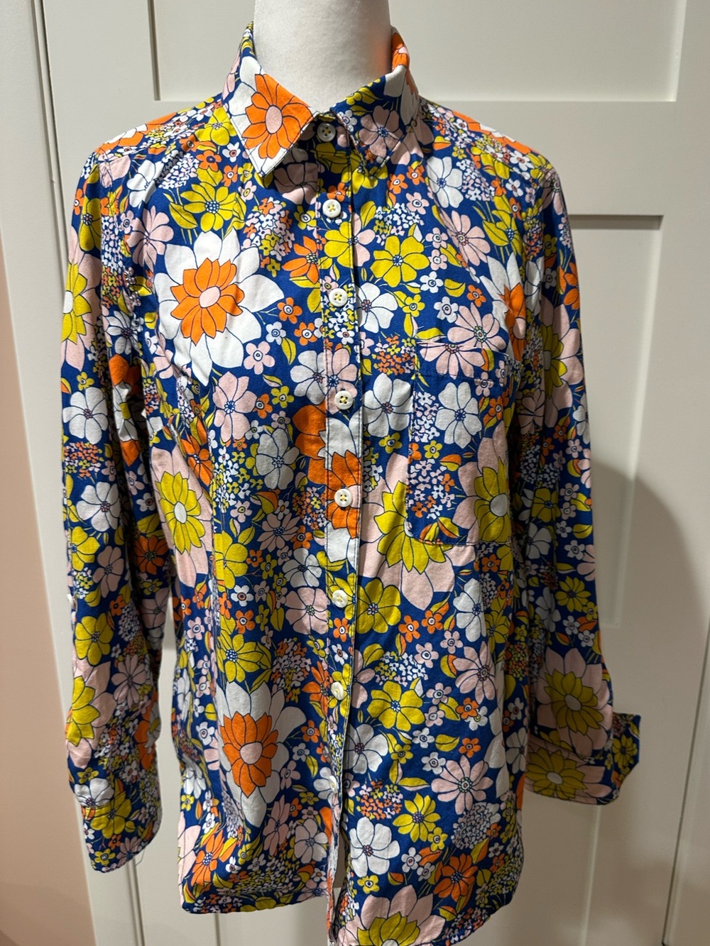 Maeve Anthropologie size S petite 100% cotton floral pattern button down - Picture 2 of 15